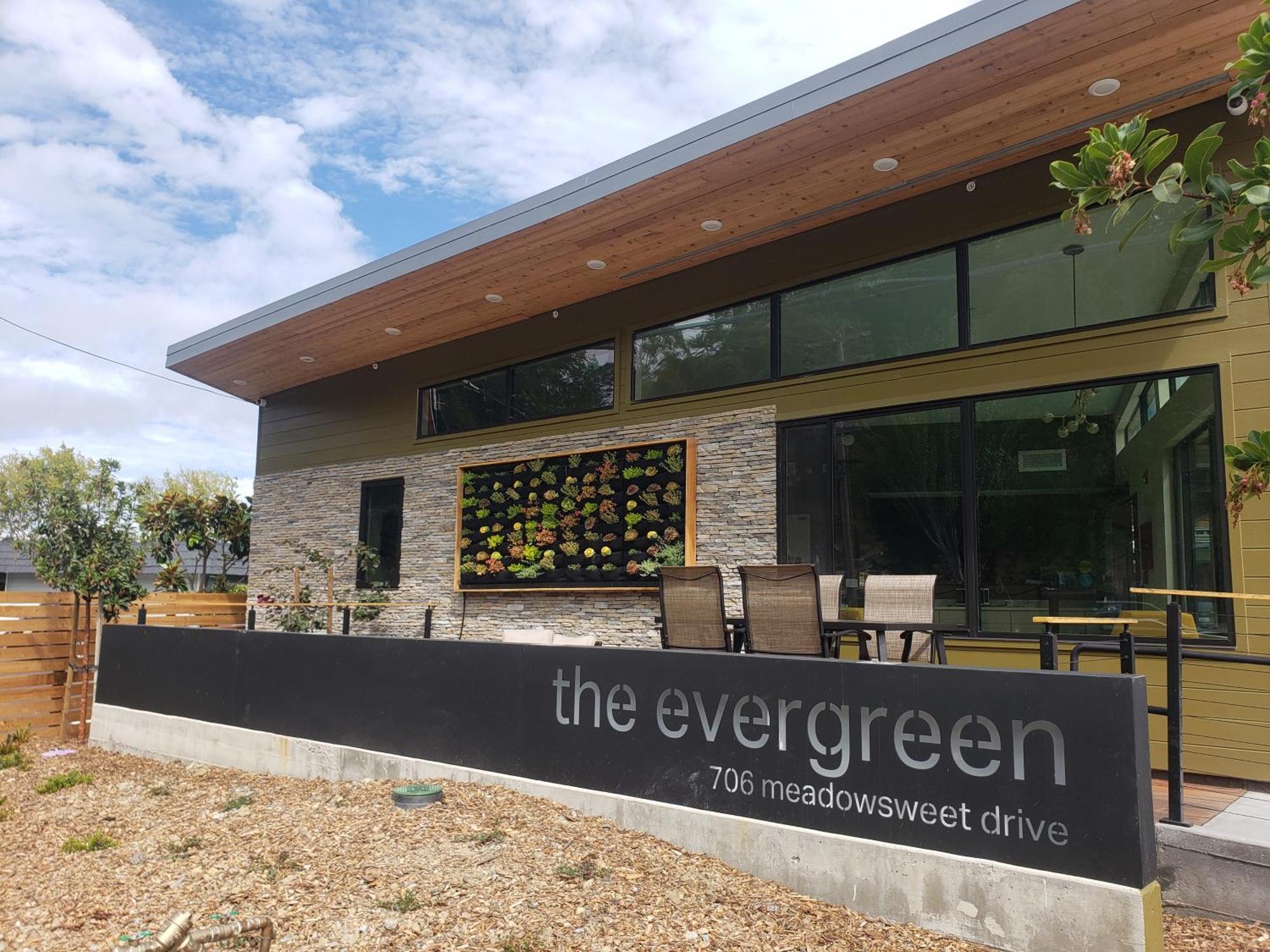 The Evergreen กอร์เต มาร์เดรา ภายนอก รูปภาพ